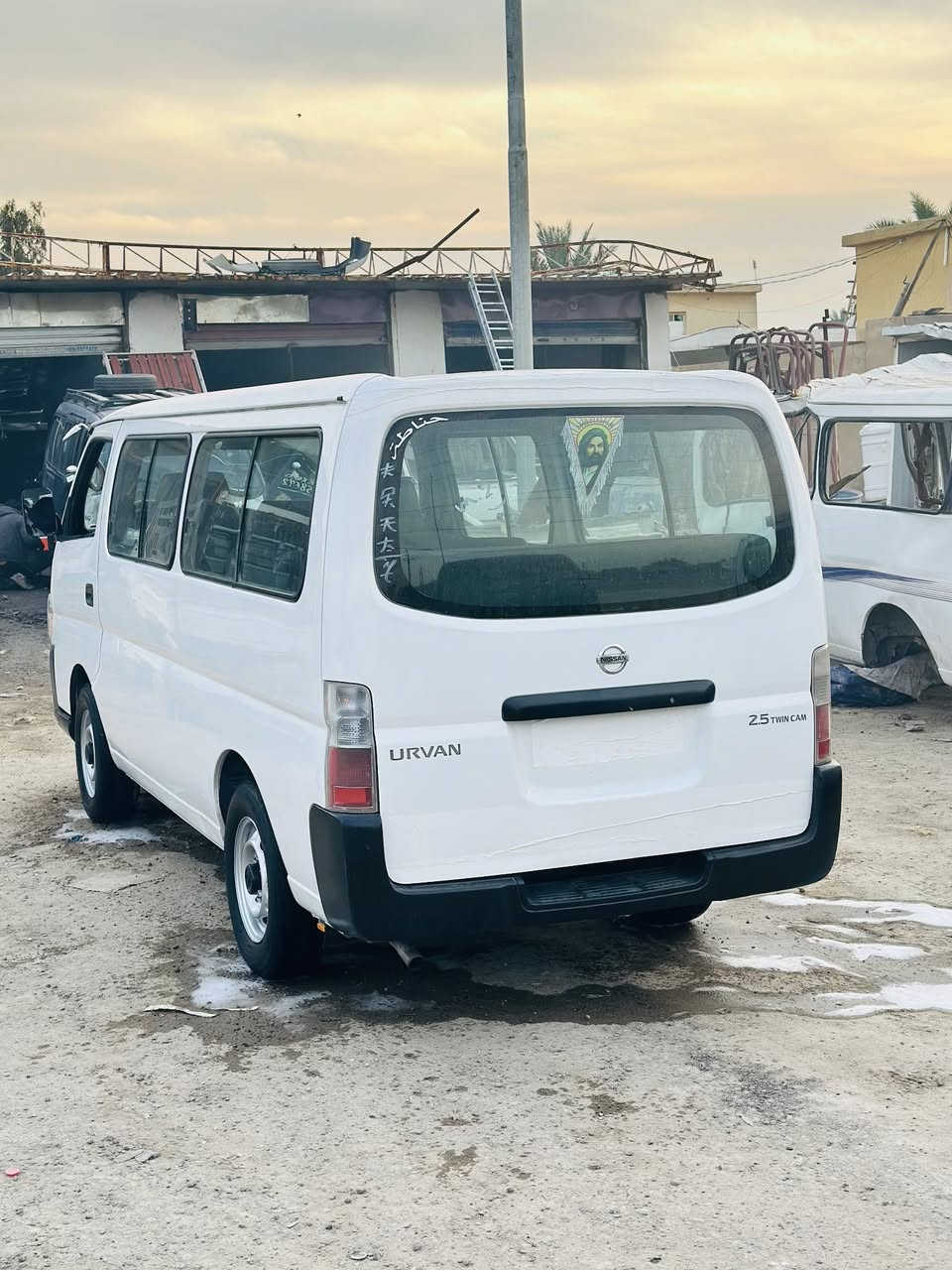 سلام عليكم نيسان موديل 2012. كفاله عامه سياره بسمي تحويل ثاني يوم     السعر.  165. بيه مجال ***********. ***********.
