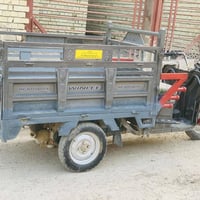 ستوته شحن للبيع موديل ٢٠٢٢نظيفه شغاله باتريت كبار ٤كلهن يقرن ع حمل ٩ون...