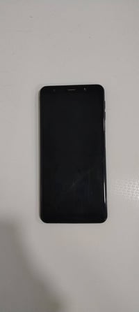 جالكسي A7 • ذاكرة ١٢٨ • شاشة مكسورة