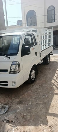 داخل الحله • شاحنات