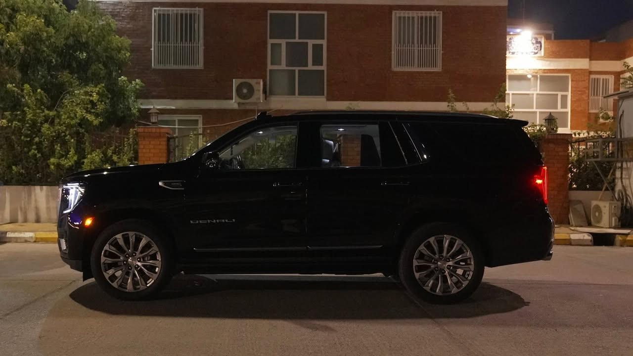 Yukon Denali 2023
يوكن دينالي ٢٠٢٣
وكاله المنصور على وضع الشركة
داخل ضمان الشركة وهو ١٠٠ الف كيلو 
الممشى: ٣٧ الف كيلو
السيارة مغلفة يم مركز تكوين بالكرادة ب٢٠ ورقة ضمان ١٠ سنوات
مواصفات الدنالي معروفة ميحتاج الذكر
السيارة كفاله عامة عدى ملاحظة بسيطة بباب الجنطة على كد اصبعين راجع PDR
السيارة كلش معتني بيها على ايدي
السعر: 56,500 دولار
***********
