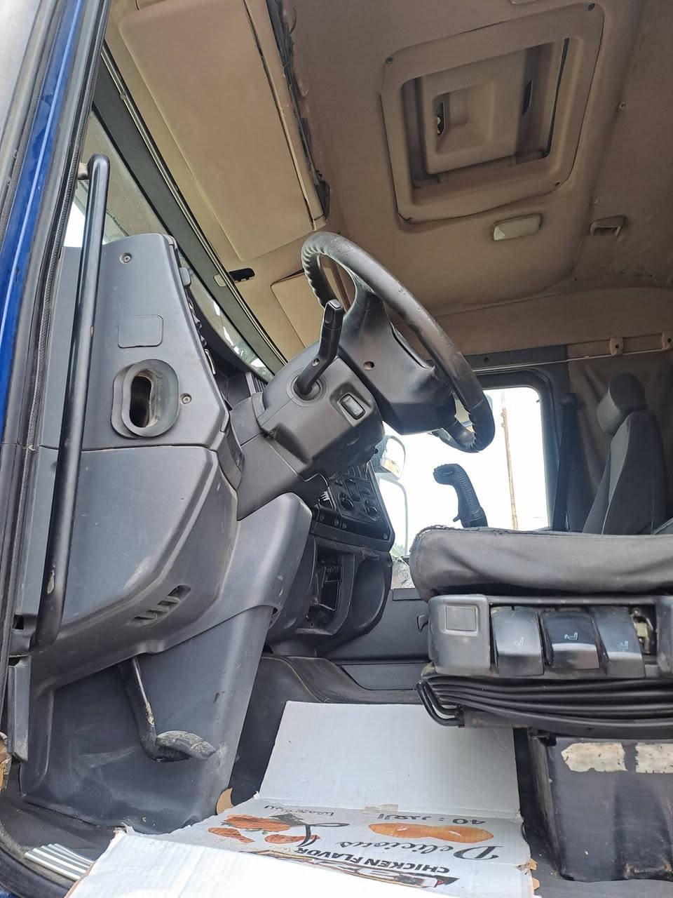 لبيع 2006 سياره جديده ومكفوله من كلشي لسياره بدون  ***********
