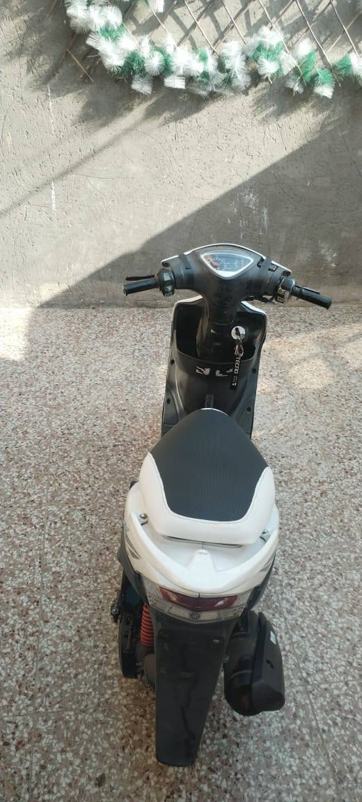 سلام عليكم دراجه ماكس عدله مكفوله كفاله عامه من كلشي من مكينه من كهربايات من اي شي وجيب فيتر وتعال ودبلاتهه يخبلن ومابيهه اي نقص رمبه الدراجه اوراق موجوده بيهه انته شوف الصور وشوف النضافه وياله مزوده ويل كب اقوه وجماليه  السعر 800بيهه مجال بسيط 
مكاني الشعب  متوفر خاص وهاذ الرقم ***********
