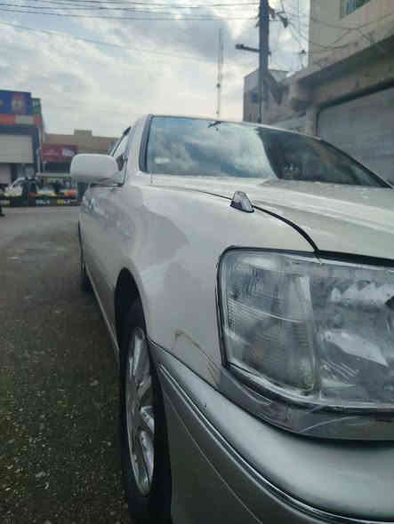 سلام عليكم ملكه للبيع مديل 2001 مكفوله من الكص ولنقل بيها ضربه جوملغ الوره ضربه خفيفه مالايحه داخل ولباقي مكفول السياره تلث دكم ديفور الجبير السياره بسم ولد صاحبي السعر 130 وبيها مجال مكلف بلنشر رقم راعي السياره  ***********
