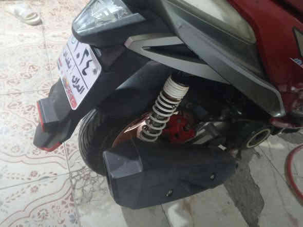 دراجه حاويه حته كشنه مامغلفه بعده علبلاد مكينه مامفتوحه ضخمه دراجه حلوه كله شغاله من طول الطول ***********﷼
