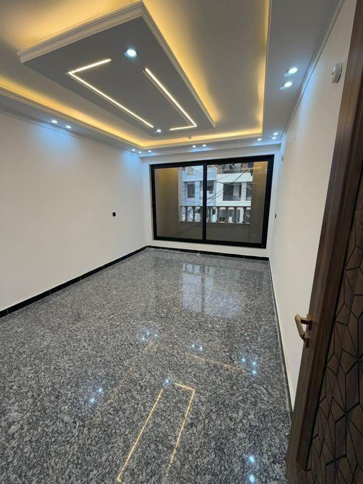 #للايجار________في________السيديه
دار بمساحة 120 متر زيرو فول مودرن غير مسكون 📐

⚡️ موقع مربع الاقتصاديين ⚡️

🛏️  3 نوم

🍳 مطبخ

🛋️ صالة

🚿 خدمات في كل طابق

✨ الدار مناسبة للعوائل وموقعها مميز

📞 للاستفسار أكثر:

التواصل عبر الرقم الموجود 📲

***********

متوفر واتساب

.

#للأيجار
