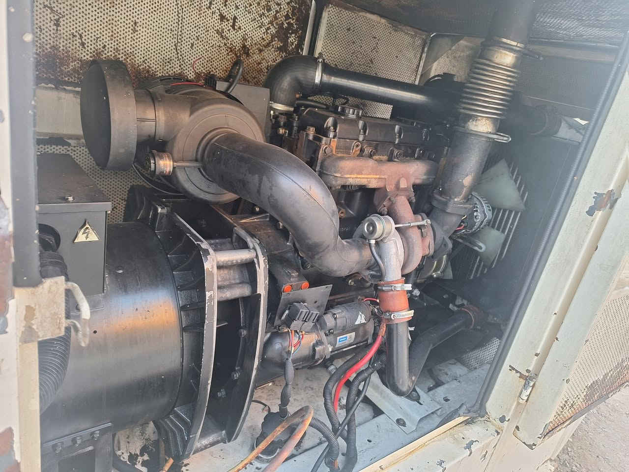 بركنز ٤٥ كيفي اسباني سعر ٤٥ بيه مجال عنوان رستميه
***********
