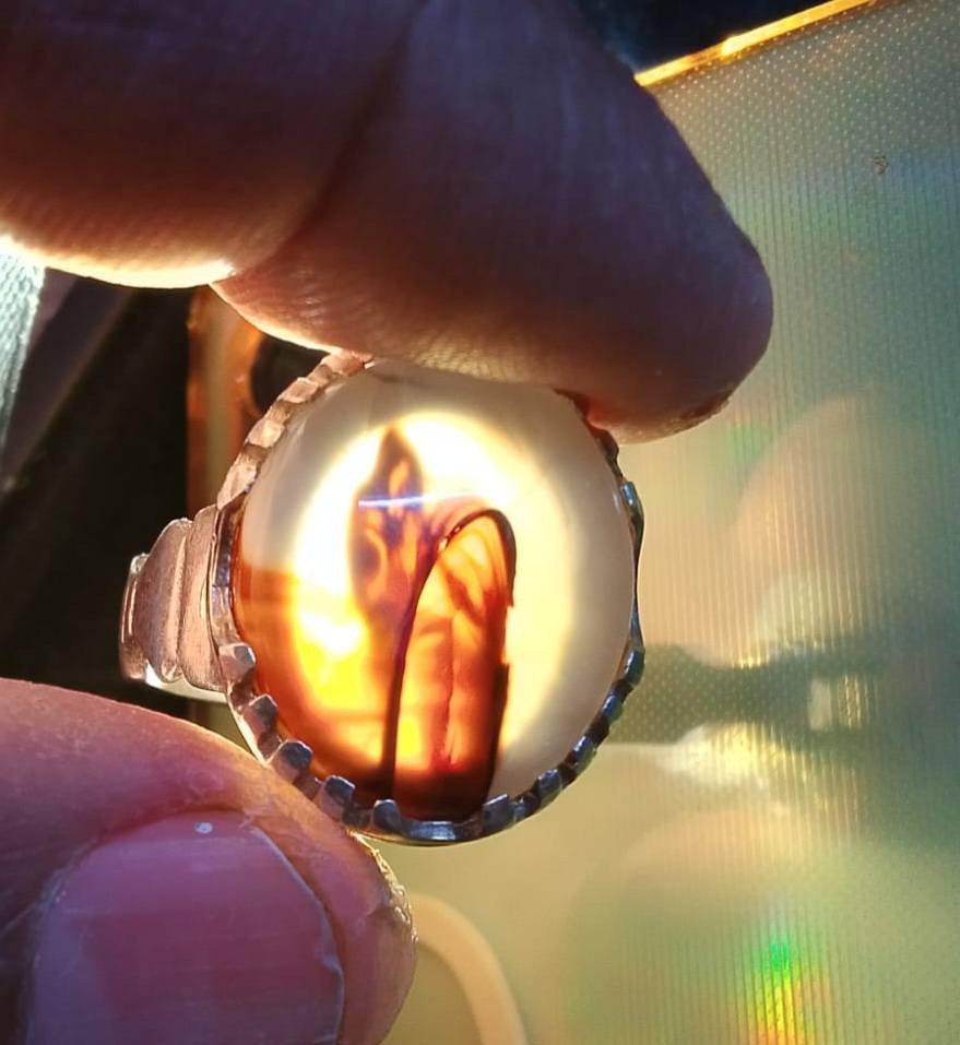 السلامه عليكم .. من رخصة الادمن .. اراوس في خواتم .. زفير او ياقوت افريقي ويشم مخطوك حفر واوبال اي خاتم منهن  اراوس خاتم بخاتم او بيع ابعهن  تواصل على رقمي .
*********** 
مدينه الصدر
