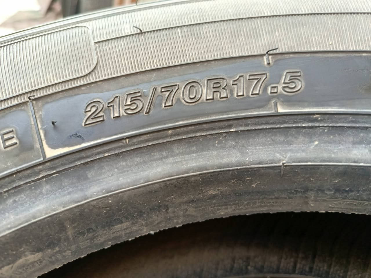 تايرات البيع 
***********
