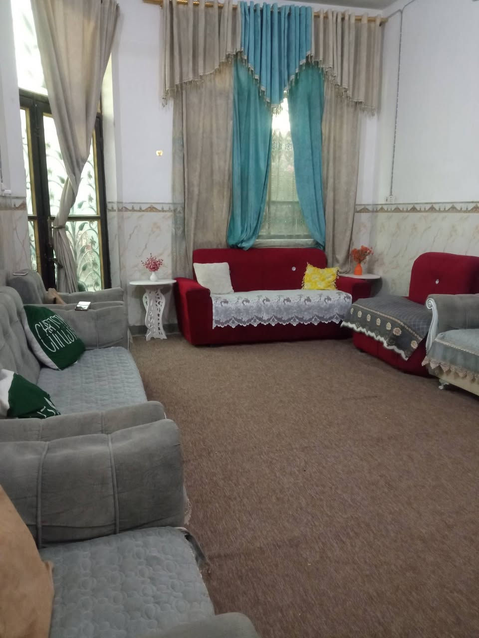 المساحه ١٥٠متر طابو زراعي سند 25
حله بكرلي حي الفنانين 
خلف مدرسه آبن طاووس قريب شارع ٢٠متر
محتويات الدار طابق واحد #غرفة نوم واحدة +#كلدور +#مجمع صحيات +#مطبخ +#مناور عدد2+#صالة +#ومدخل +#حديقة +#وكراج سيارة 
موقع ممتاز وخدمات متوفرة كاملة مدرسة قريبه مسافة دقيقه مشي والمنطقه كلش حلوه 
مي +
مجاري 
+كهرباء فول +شارع سبيس 
عرض الشارع 11متر 

للاستفسار  اكثر عن البيت مراسلة صاحب البيت ع هذا الرقم 
‏‪***********‬‏ السعر 63
