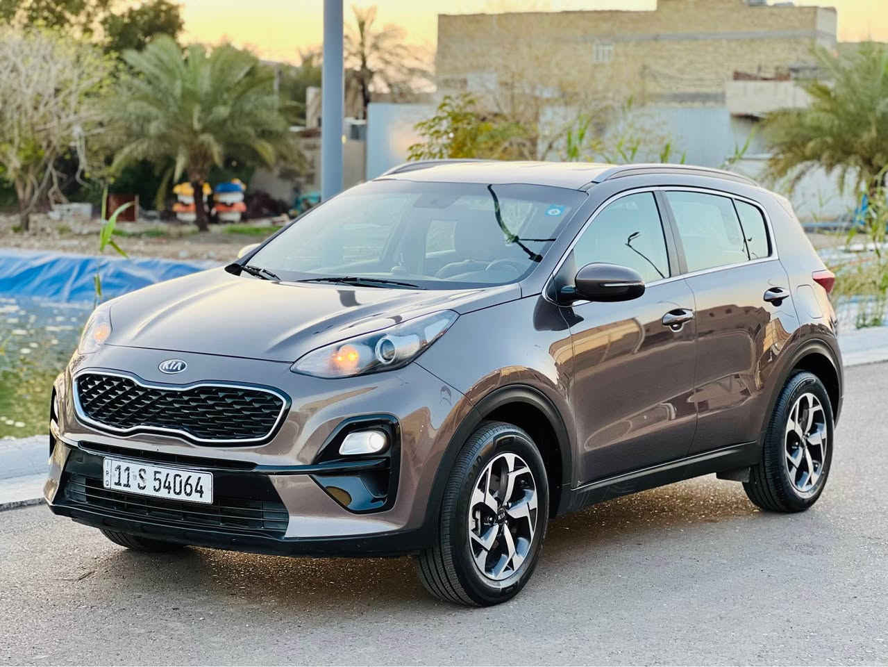 السلام عليكم سبورتج 2021 خليجية مال الشركة العامة الدولية باسمي مكفولة رقم بغداد سعرها 184 وبي مجال حجم المكينة 2000 دوش المرغوب ماشية 80 الف وسونار مع المنشور كفالة *********** مكاني بغداد بغداد, العراق
