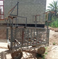 عربانه شور تزكام للبيع السعر 350 وبيها مجال 07821141498