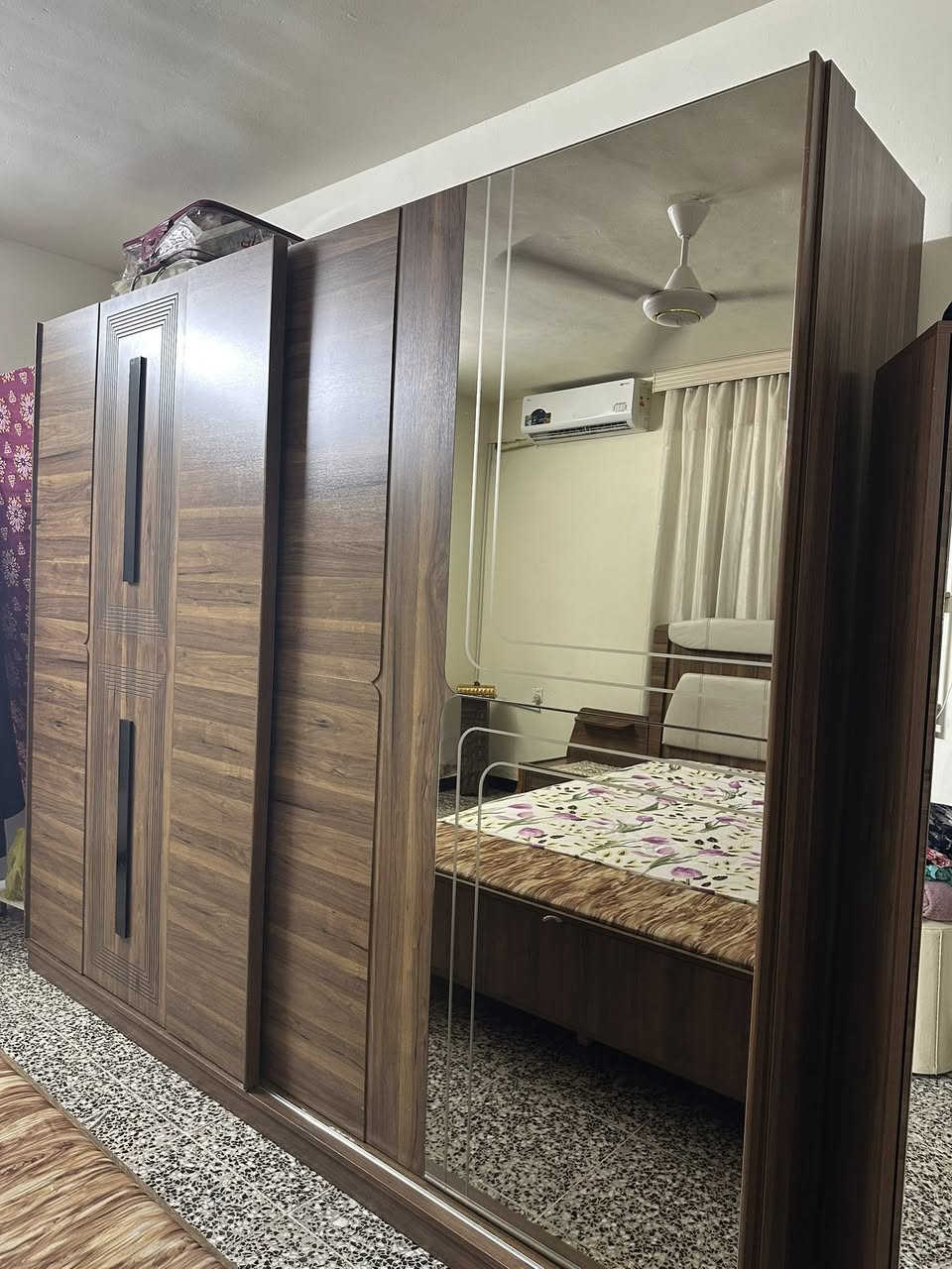 غرفه نوم تركيه 7قطع سعر مليون وبيها مجال


**إذا كنت صاحب هذا الإعلان وتريد حذفه لأي سبب، رجاءا أرسل رسالة إلى الدعم الفني**