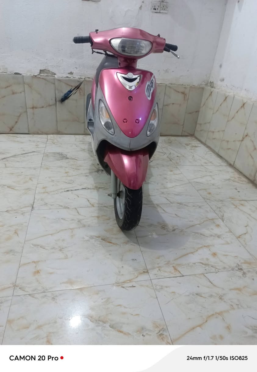 ماكس منغولي كلش حلوه ونضيفه جاهزه وكامله علخير سلف هندر كهربأيات سعر (550) دراجه مابيه نقص كامله علخير شرط شلعه ومشي معدل نعومه خير من الله كلشي ماتخسر عليه مكاني ناصريه مركز حي تضحيه رقم الهاتف *********** بيه واتساب الشراي يتصل ويدلل بلخدمه
