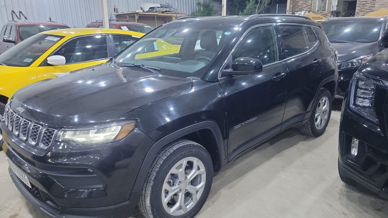 للبيع جيب كومباس 2024 مرقم اربيل ماشيه 20 الف جديده بمعنى الكلمه  السعر 155 بلاش 
العنوان ذي قار. تحويل او وكاله حاضر 

+964 772 516 6919 للتواصل واتساب
