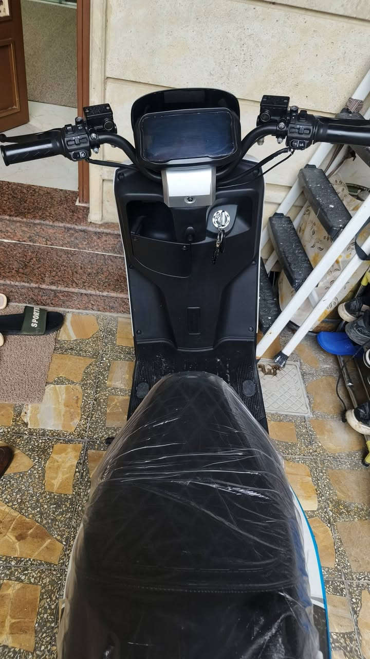 السلام عليكم 
٣١٨ موديل ٢٦
ماطور نضيف مابي اي عيب متوازي ع بيعتو
مواصفاتو معروفه 
السعر ٦٣٥
***********
