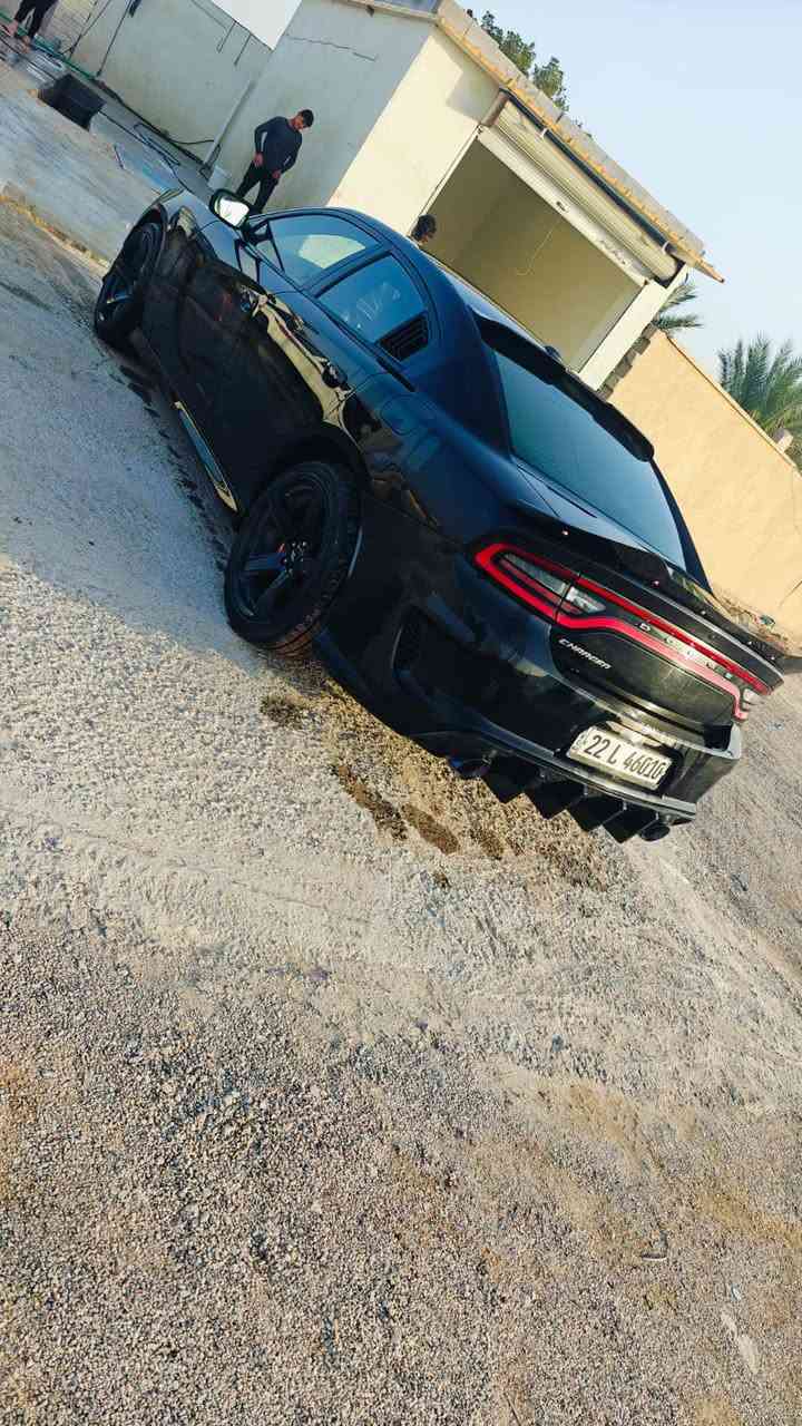 السلام عليكم جارجر لبيع موديل 2017 رقم اربيل سنويه جديده مكينه 3600 سياره فول عده الفتحه حادثهه جاملغ وبنيد بس مكان السياره بصره هاتف ***********
