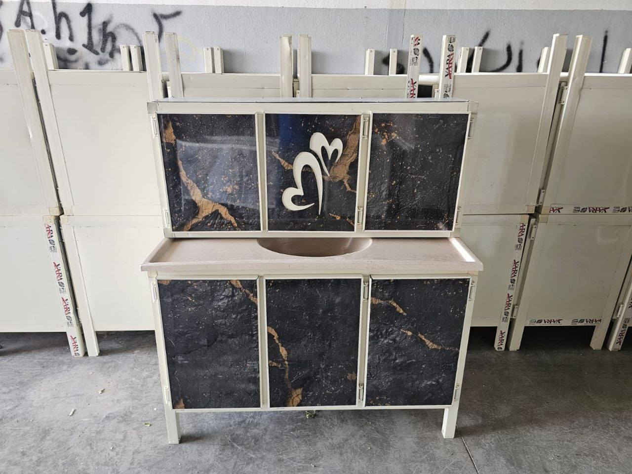 سنك  وملحق متر و ٢٠سم مرمر
💥 (المنيوم سوكي)💥
السعر  180 الف 
بغداد  / مجاني
أطراف 5


**إذا كنت صاحب هذا الإعلان وتريد حذفه لأي سبب، رجاءا أرسل رسالة إلى الدعم الفني**