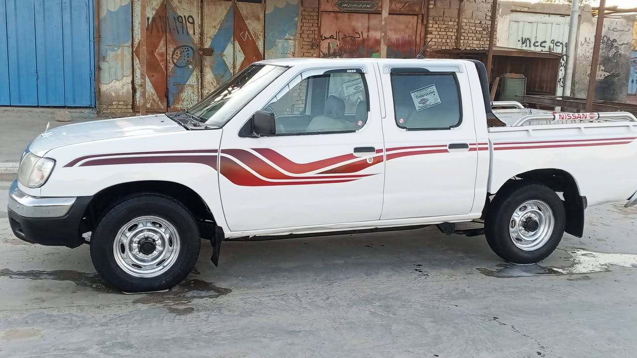 للبيع نيسان موديل 2003  مزاد وزارة  الداخلية مكينه وكير حداديه كهربيات كله جاهزه سعره 52ورقة وبيه مجال مكان ناصريه الرفاعي مكلف بلنشر ***********
