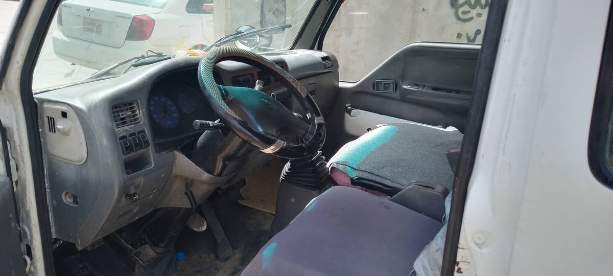 فنتيره للبيع رقم نينوى لماني حصه كاز شرط تحويل شاصي مصلح ورا التاير الايمين كهربائيه كلها شغله طخم تاير سياره جاهزه للتواصل ***********السعر55وبي مجال قليل

