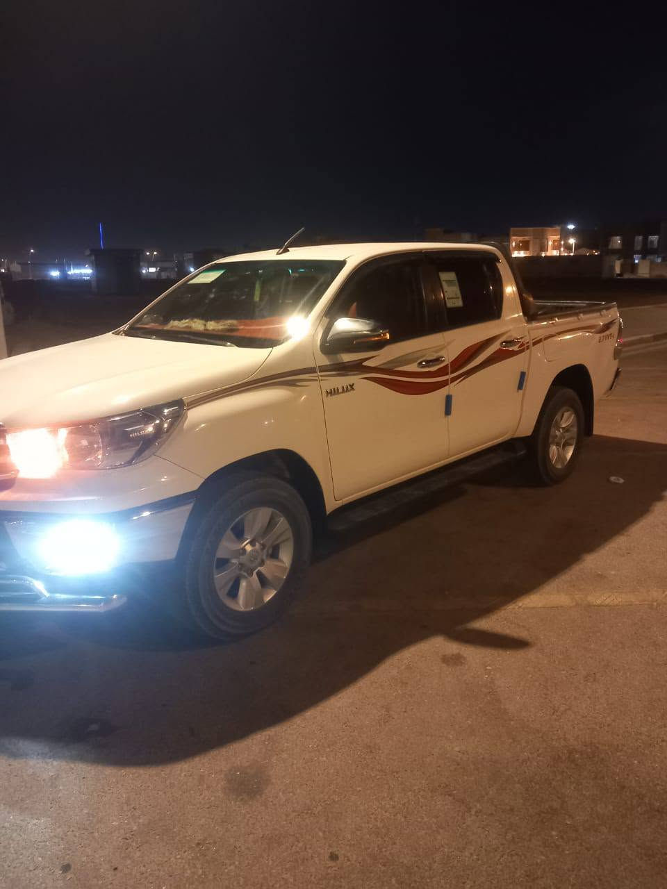 بيكب هايلوكس فور ويل ساز رقم بصره تحويل مكفوله كير عادي بانزين موديل 2020السعر 250وبيها مجال *********** الزبير, البصرة
