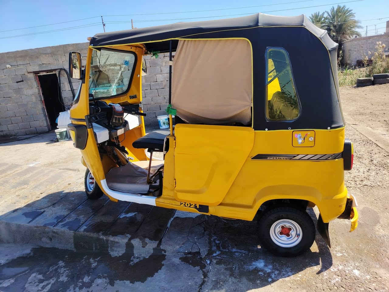 السلام عليكم تكتك البيع مديل 2020 شهر 12 نازله بل واحد وعشرين رقم رقم تحويل مباشر تكتك جاهزه تخم تاير دوشم جديده جادر جديد كهرباء كله شغاله مكفوله كفاله بس دوس معمره مكاني واسط قضاء الحي رقم تليفون ***********
