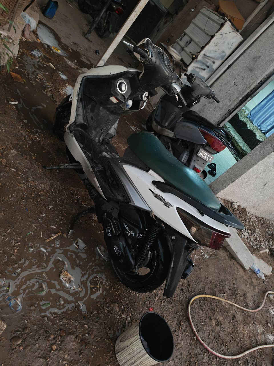 سلام عليكم دراجه سكنس فحل ياباني قبق نفخ نوزل خطين دراجه خير من الله مرتاحه سعر 550 وبيها مجال حك الجيه رقمي*********** مكاني بغداد العطيفيه..
