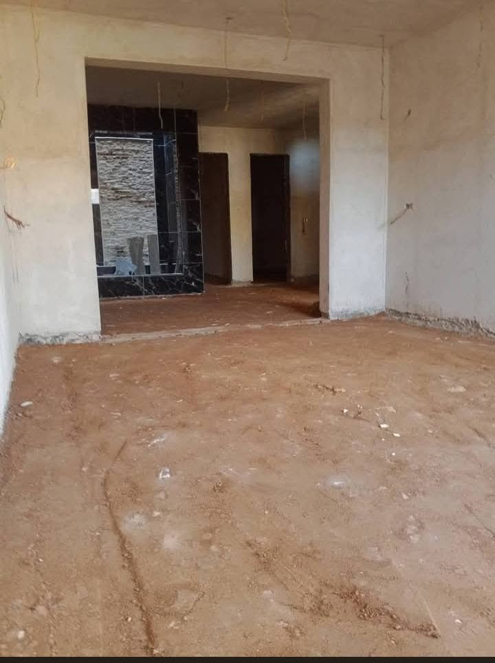 السلام عليكم اخوان صب ارضيات بيتونه وبناء دنك رباط فرش سبيس وحدل شغل درجه اولى ونظيف وبناء باسعار مناسبه جدا الاتصال على الرقم ***********
