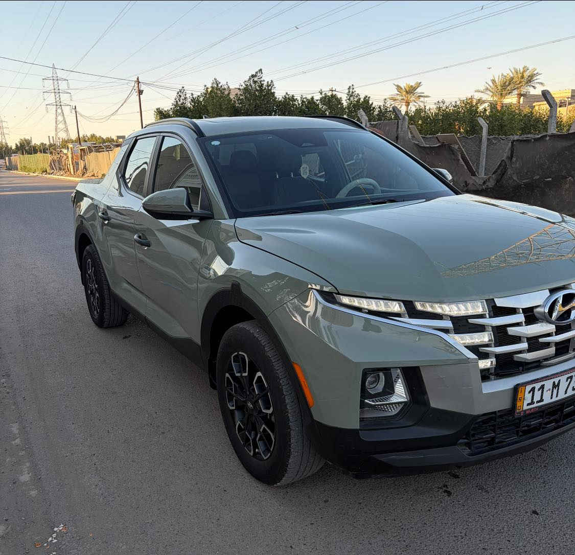 للبيع و المراوس 
هيونداي سانتا كروز 2023
مكان السيارة: بغداد 
 للتواصل: ***********

📊 المسافة المقطوعة : 24.000  
🛠️ المحرك: 4 سلندر – 2500 تنفس طبيعي 

⚙️ المواصفات:
• فتحة سقف
• بصمة عدد 2
• مقعد السائق كهربائي
• ويل كب
• رادارات 360
• تشغيل عن بُعد
• لايتات LED
• لايتات زينون
• إشارات على المرايا
• تحكم ستيرن جهتين
• شحن لاسلكي
• هاندبريك بصمة
• هيترات بالمقاعد

⚠️ أضرار السيارة:
• وارد أمريكي
• ضربة خفيفة بالصندوق  بدون ايرباكات 
بدون شاص بدون لغد 
• جميع الوسائد الهوائية (الايرباكات) سليمة ✅ 

• رقم السيارة: بغداد 
•

السعر : 22.000 $
