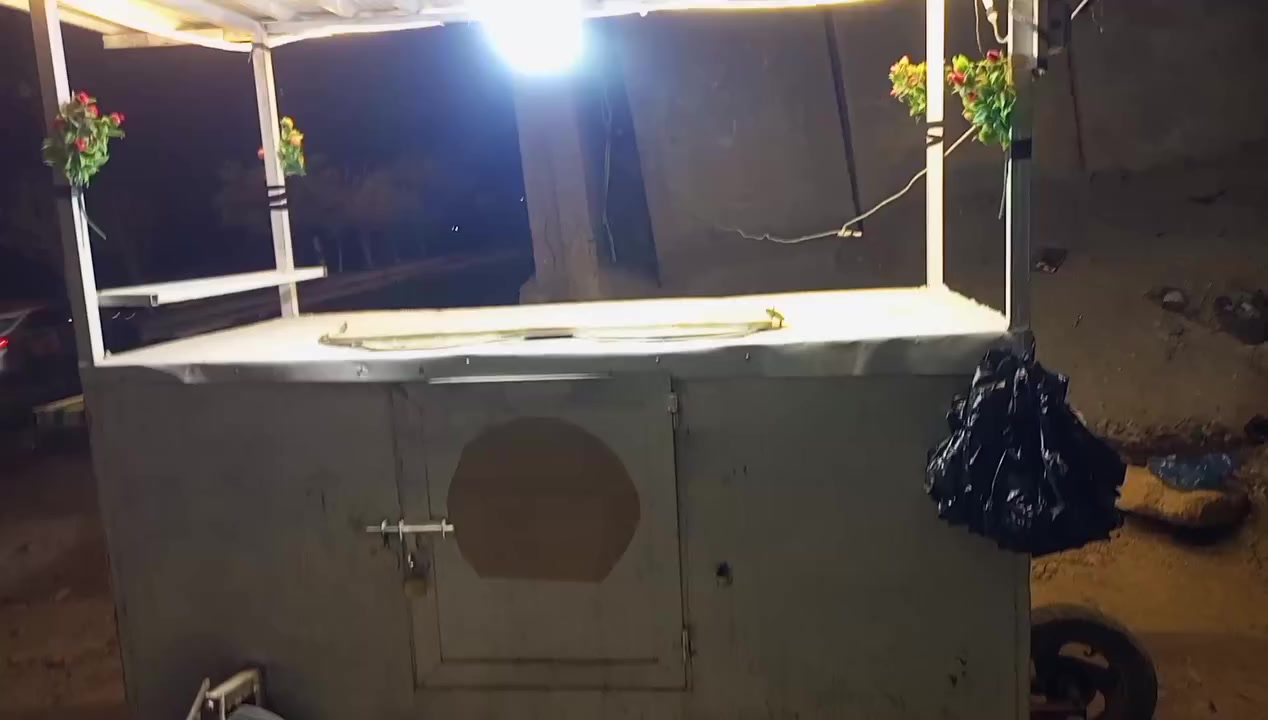 عربانه للبيع  دفع حديد كدرين تأخذ للفقير بيهة مجال ***********
