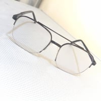 نظارة استكماتزم • عدسات فوتو ملتي • نظارات طبية • تصحيح نظر • عدسات فو...