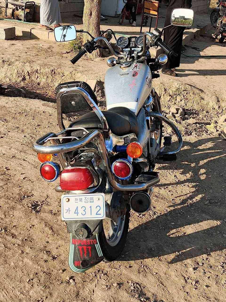 سلام عليكم من رخصت مدير الكروم ماطور دايلم نضيف او حلو كامل اي نقص مابيه مرتبه علا ايدي كله السعر 850 او بي مجال غليل متواجد عل فيس


**إذا كنت صاحب هذا الإعلان وتريد حذفه لأي سبب، رجاءا أرسل رسالة إلى الدعم الفني**