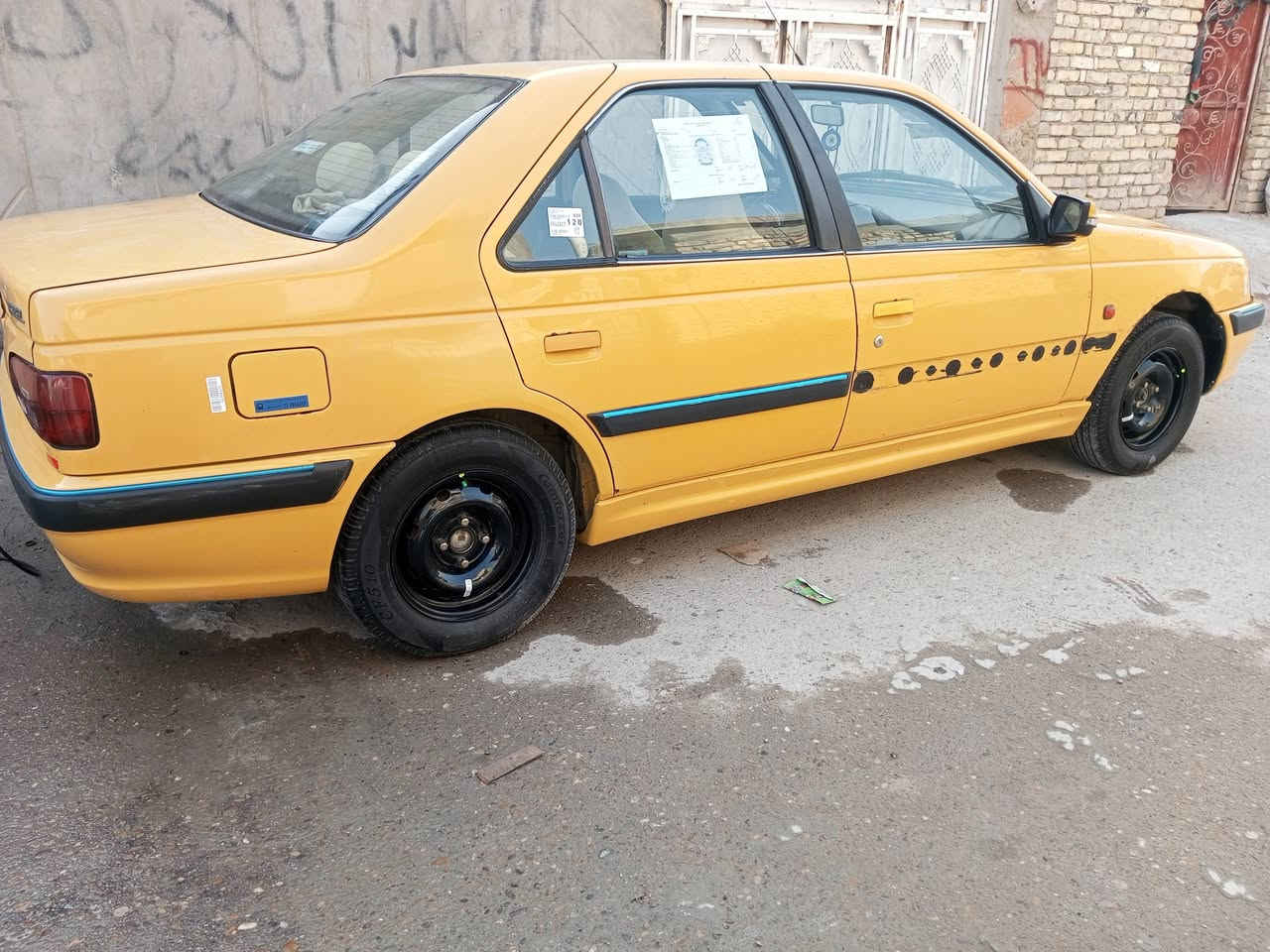 بيجو بارص 2015 مكفوله ما عده بارد بل جاملغ عكس السائق كير مكينه تبريد تخم تاير صدر امامي خلفي كله جديد  رقم بغداد تحويل مباشر السعر 48 مكاني بغداد م الصدر ***********
