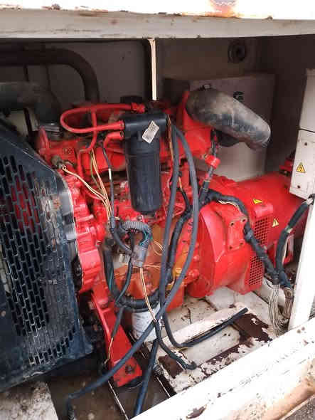 مولد 30كيفي بيركنز نقص سلف شغاله ***********
