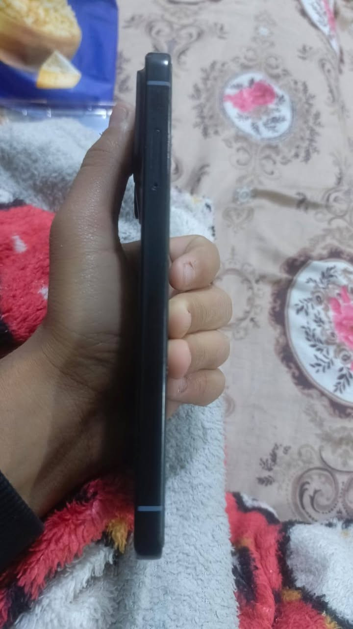 سلام عليكم شلونكم حبايب عندي هذا جهاز ايفون 17برو ذاكره جهاز 512جهاز امياراتي جهاز يخبل جهاز كامل مواصفات جهاز دبل سيمكارت ودبل سماعات جهاز يخبل تجي وشوف بعينك سعر جهاز 110وبي مجال الطيبين رجاءا المو شراي لا يتعبني مكاني شهداء البياع رقمي ***********
