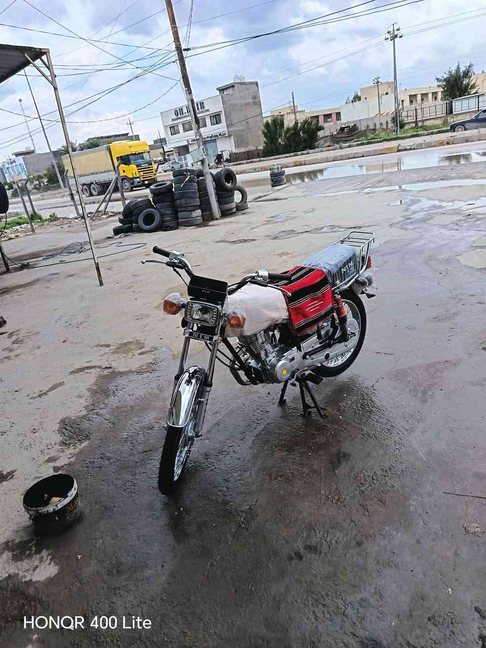 سلام عليكم درجة البيع اليوم مطلعه من الوكيل موديل 2027 مكان حله حي الجزائر سعر 850وبيه مجال الرقم ***********
