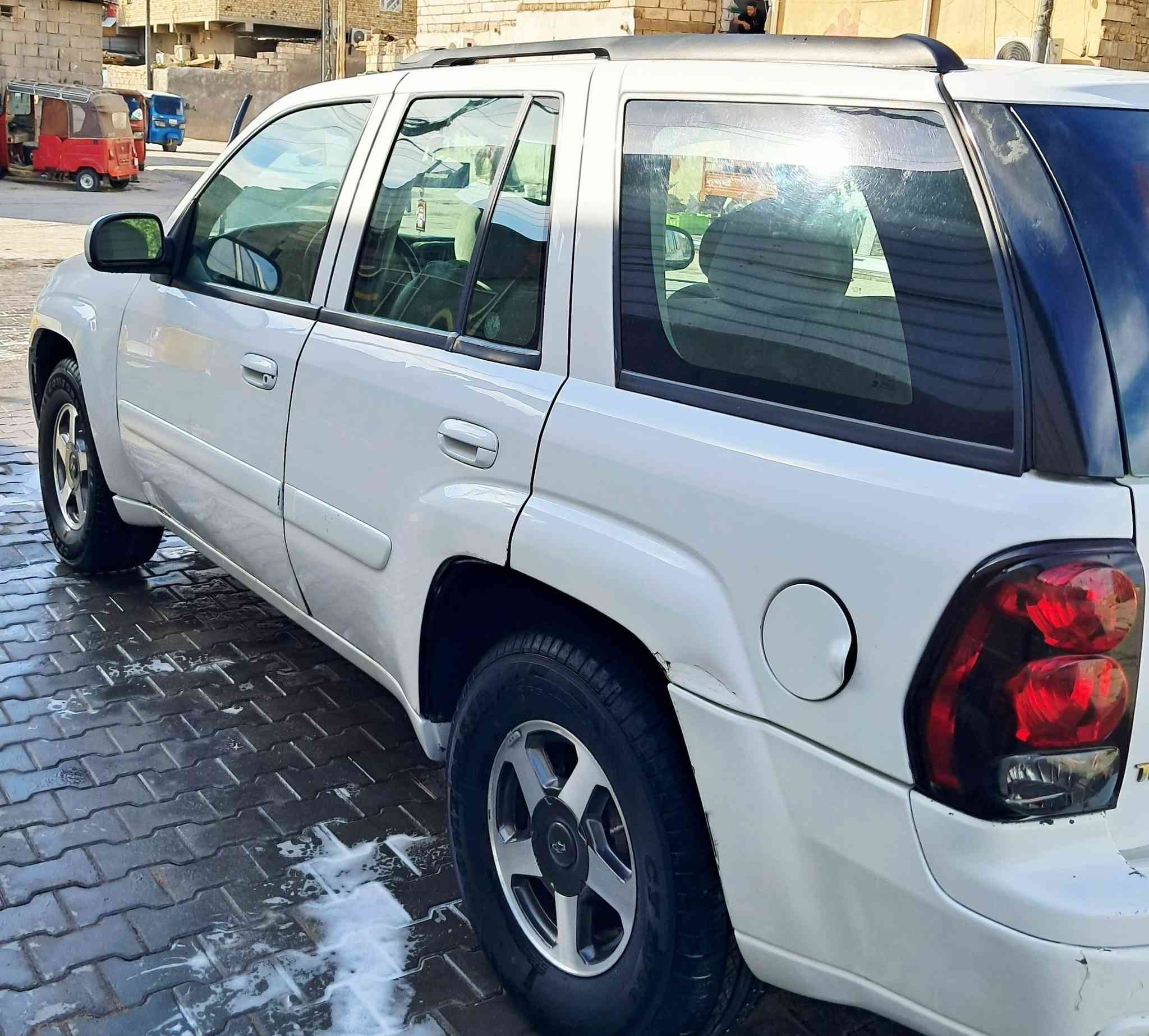 بلايزر موديل ٢٠٠٥ رقم بصره السياره جاهزه من كلشي اي نقص مابيه غير مكفوله من الصبغ السعر ٩٥ بيه مجال قليل مكاني بصره للستفسار  *********** اخوان الي يريد اي استفار يراسل وات ساب
