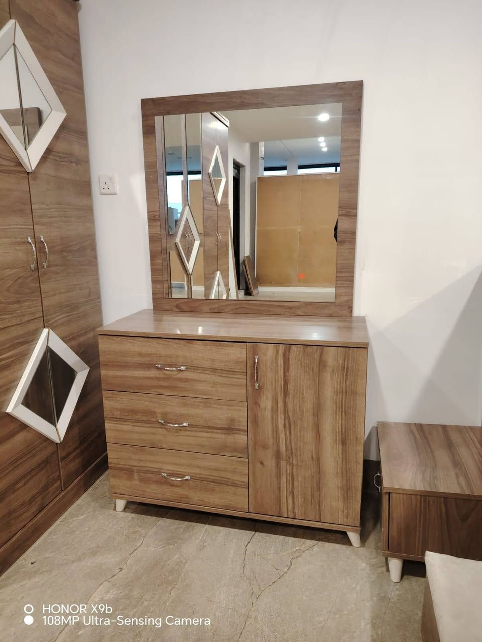 غرفة نوم تركيه نفرين  7 قطع نظيفه جدا  السعر 650 الف 
 مع #شد #ونقل #مجاني 🚘🚘.العنوان: موصل، حي البكر، قرب شركة كيا،مقابيل سنتر الابداع 🗾🗾. معرض دار الأثاث التركيه
 للتواصل ☎️☎️ #كورك***********  #كورك***********  #اسيا*********** pp
