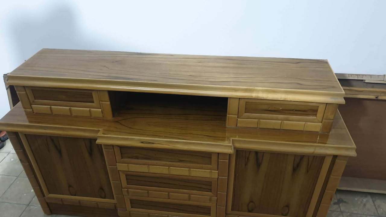 غرفه صاج لبيع جديد غير مستعمل متكونه من كنتور ٥ ابواب جربايه ميز وكومديات  بعد وصل موجود مننصوبه صار ضرف وما نصبت خشب درجه اولة فصال تفصال امانه الله ممان الامين ثانيه سعرهة ١٦٠٠


**إذا كنت صاحب هذا الإعلان وتريد حذفه لأي سبب، رجاءا أرسل رسالة إلى الدعم الفني**