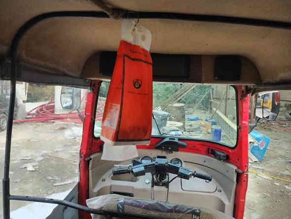 سلام عليكم ورحمة الله وبركاته
لبيع تك توك موديل 2018
بلاديه مكينه بل جيس مافتووح برغي
مكانه شعب قرب سده استفسار ***********
سعر 50000وبيهه مجال
