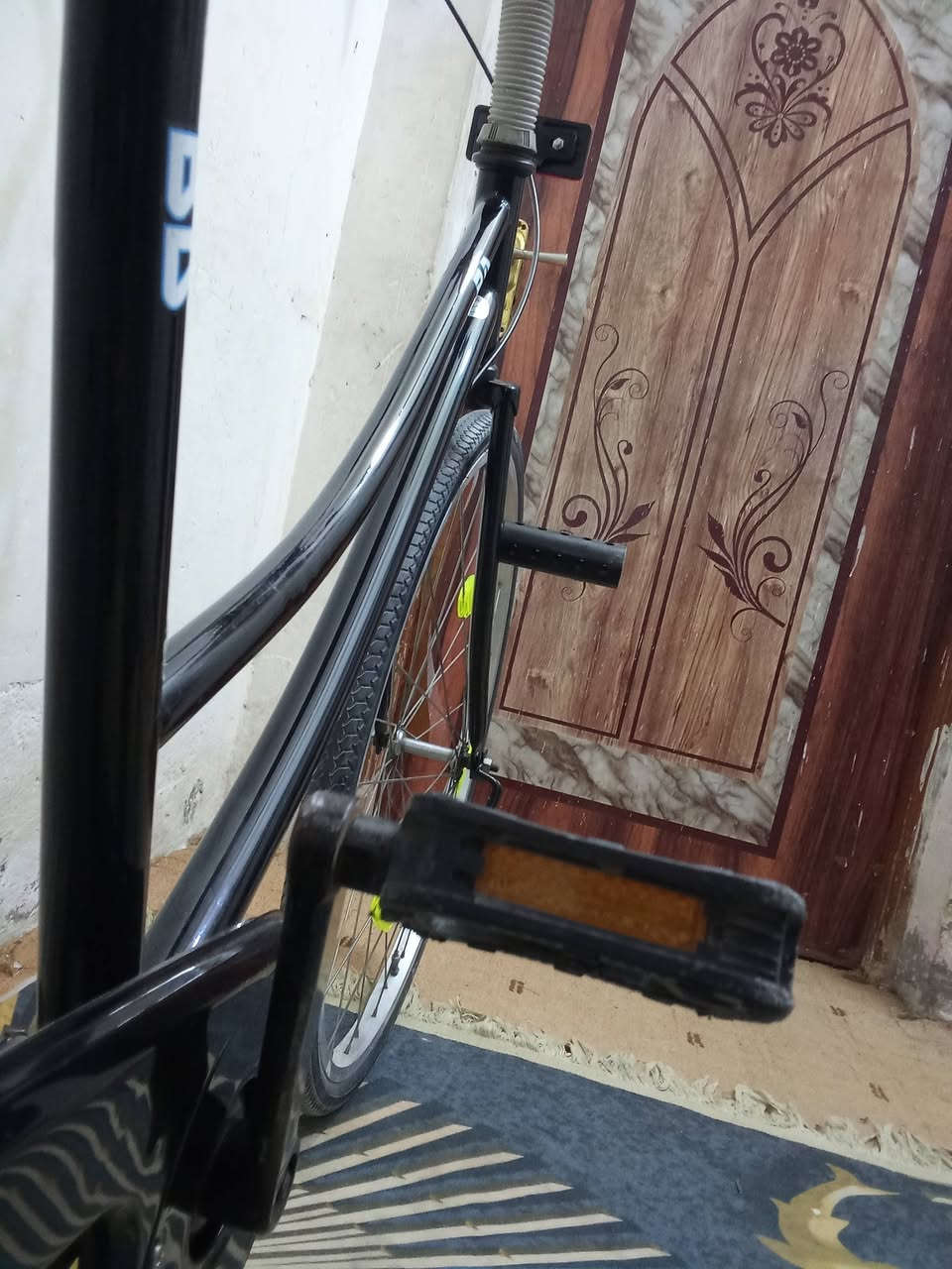 سلام عليكم
بايسكل لبيع او المراوس
نوع البايسكل: بناتي
شركة البايسكل: بيدي
لون البايسكل: اسود
نضافة البايسكل: ٪98
البايسكل نازن من الحويه صاله 20ايوم البايسكل بطل بمعنه الكلمه تراسني لا تكسر بسعره 159 وبي مجال قليل مكاني كربلاء حي لبعث الاستفسار ***********واتساب او تصال او مازنجر
