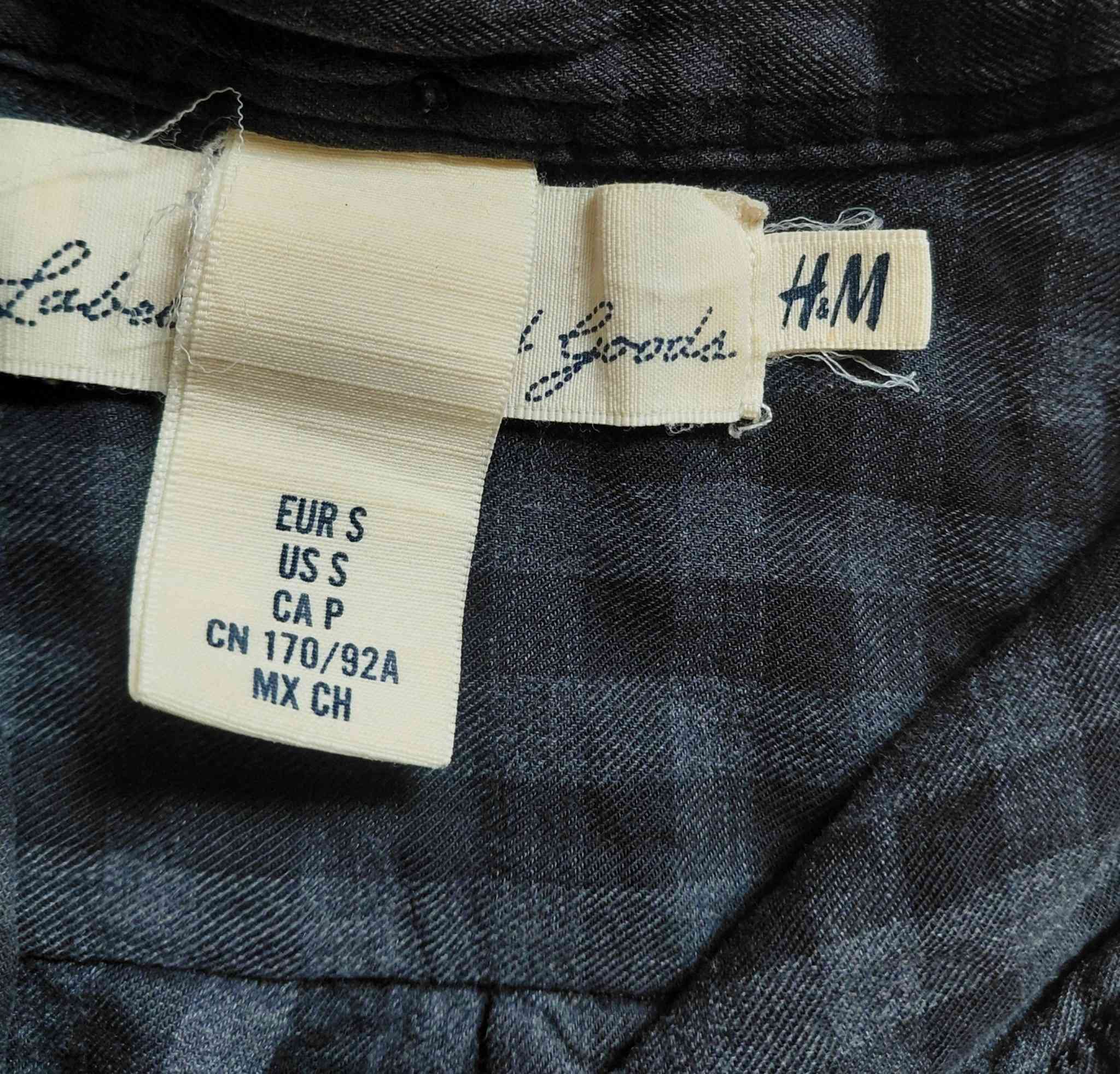 ماركة H&M قياس S 
سعر ١٠.٠٠٠


**إذا كنت صاحب هذا الإعلان وتريد حذفه لأي سبب، رجاءا أرسل رسالة إلى الدعم الفني**