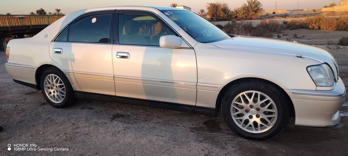 سياره ملكه نضيفه كلش ادوات كصه جنطه دكمتين تبريد تخم تاير حداديه جديده سياره ماتصرف ربع عليه مكاني ناصريه لسعر 35. وبيها مجال  بيع فقط         ***********
