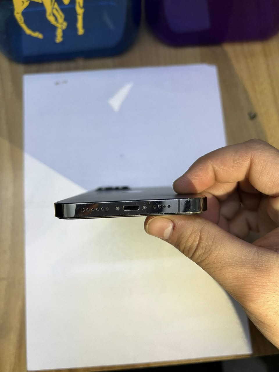 للبيع ايفون 12 برو ماكس نظيف مامفتوح بطاريتة 80 السعر 500 الف وبي مجال للتواصل ***********
