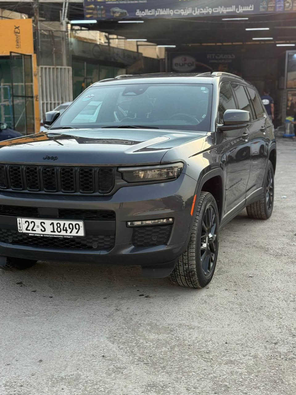 السلام عليكم 
جيب 2024 لمتد فول
رقم اربيل الدولي باسمي هزه وسنويه وارقام جدد تحويل او وكاله 
السيارة مكفوله كلهه من صبغ
سياره حادثه سرقه قطعه الخارجيه فقط بدون دواخل بدون ايرباك بدون معجون 
تبديل القطع كلهن اصليات نفس لون بيه مكانين بارد خفيف بس بدون صبغ
كل اغراضه اصليه شرط الفحص 
فقط فتح وشد 
سياره ماشيه 20 الف 
جديدة بعده كير ومكينه وصدر وتبريد ع وضع شركه 
مكانه بغداد الكرخ 
***********
السعر 278 وبيها مجال بسيط بغداد, العراق
