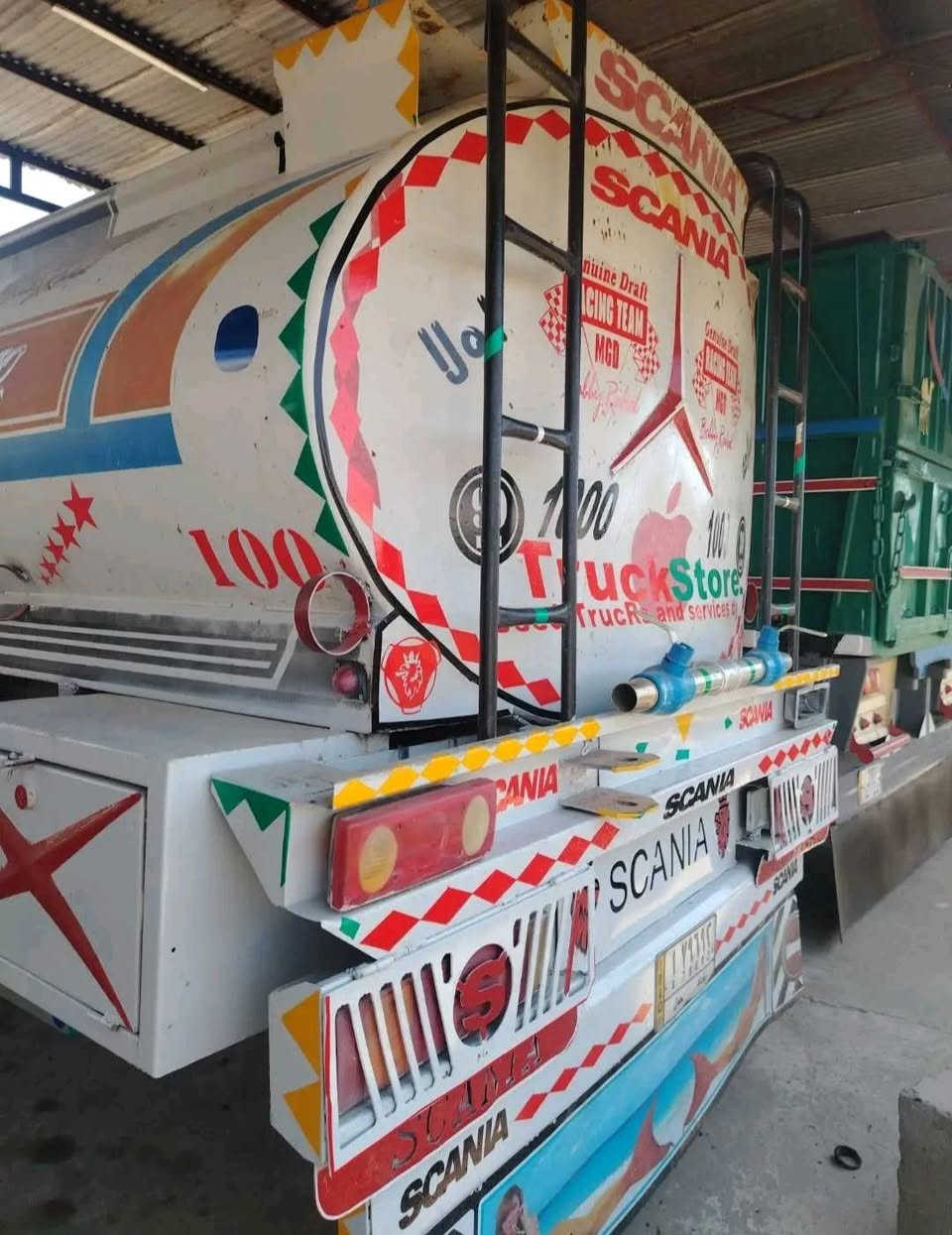 سكانيه 111) للبيع موديل 79 رقم بغداد تحويل ووكاله محرك عادي كير جديد قماره جديد تانكي جديد تخم تواير 20 جاهزا عل شغل ش ر ا ي خابر مكلف بنشر ***********)(+***********
