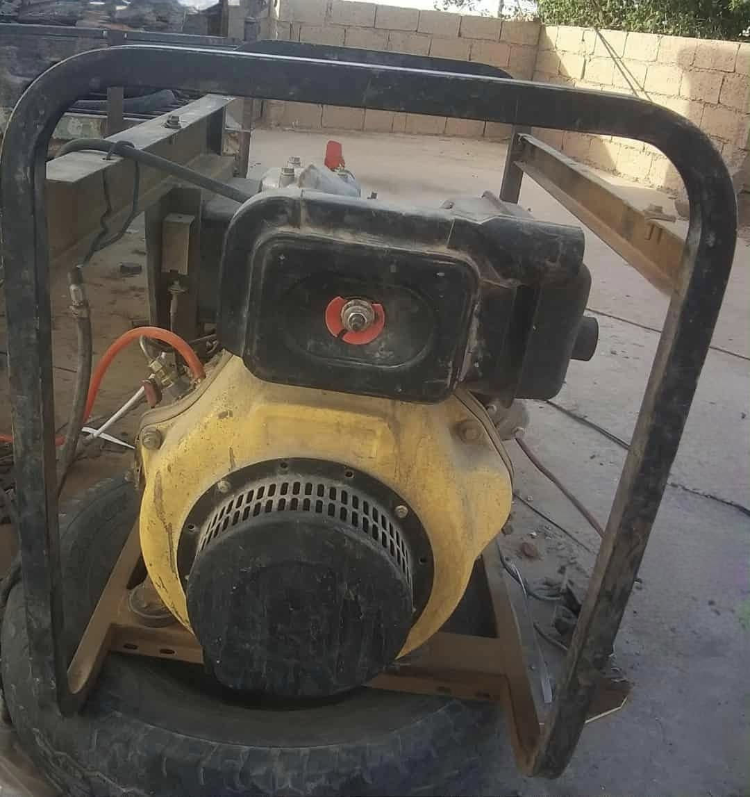 السلام عليكم مولد كامه البيع السعر 350 بي مجال رقم الهاتف ***********
