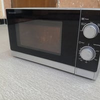 مايكرويف • ٢٠ لتر • شغل مضمون