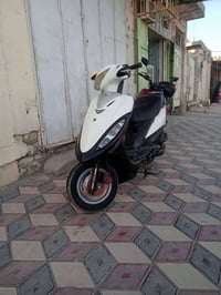 دراجه جي فور للبيع مكينه حلوه وناعمه بس بيه تنقيص شي قليل كلش كهربائيا...