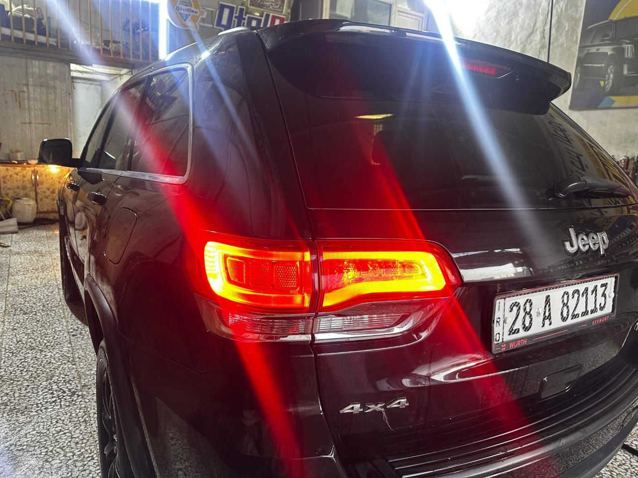 جيب شيروكي 17 
السعر 190 وبيه مجال 
او مراوس باقل


**إذا كنت صاحب هذا الإعلان وتريد حذفه لأي سبب، رجاءا أرسل رسالة إلى الدعم الفني**